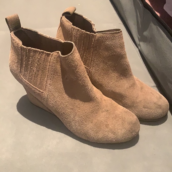 Dolce Vita suede wedge boots - Picture 2 of 3